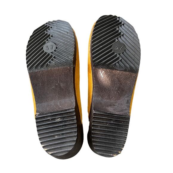 Anthropologie x Charles David 7 Shearling Clogs Suede Fur Slip On Shoes Yellow - Picture 9 of 9